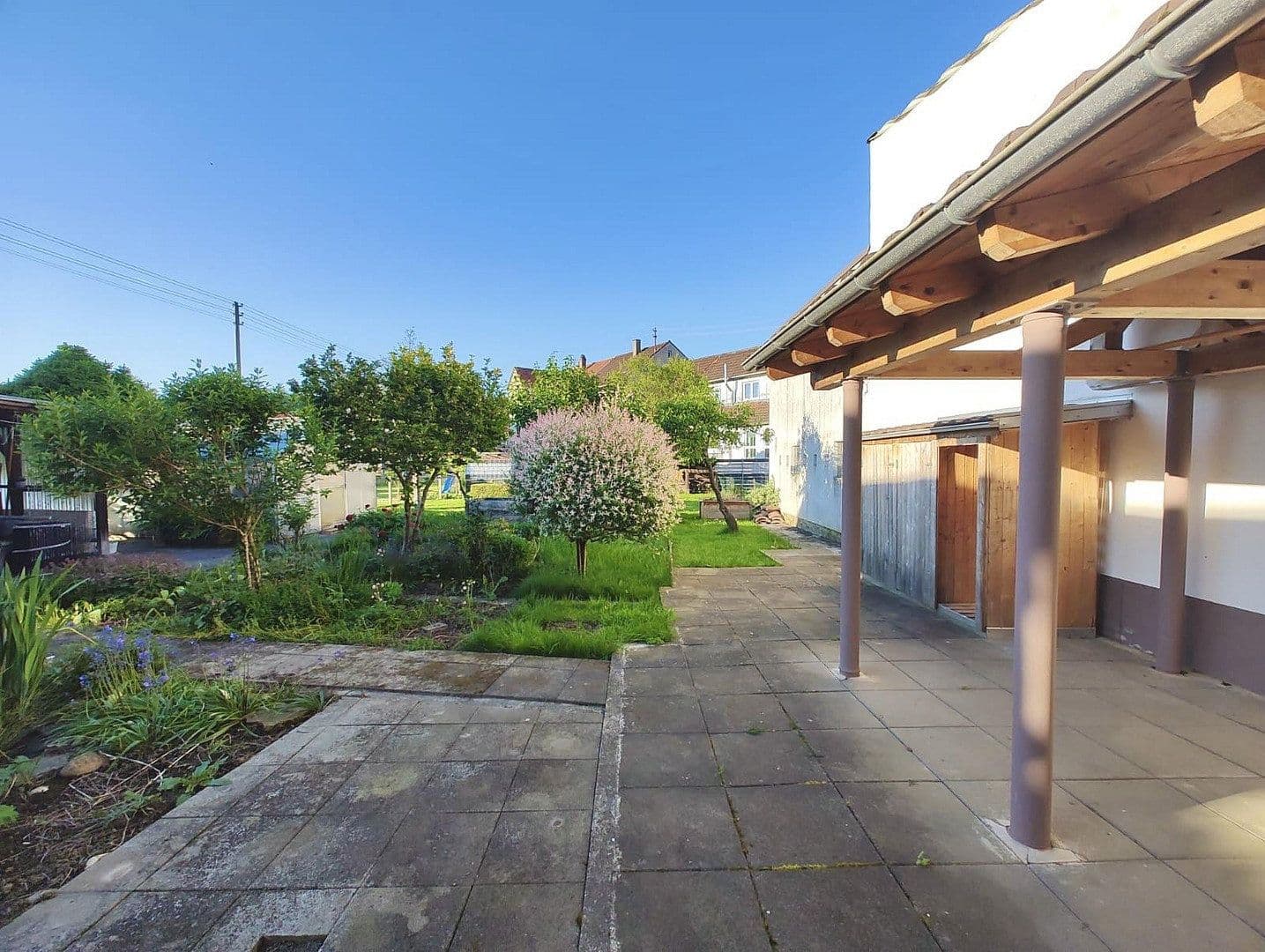 Prodej domu 294 m², pozemek 822 m², Östringen, Bádensko-Württembersko Prodej domu 294 m², pozemek 822 m², Östringen, Bádensko-Württembersko