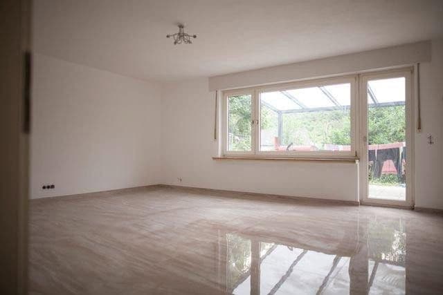 Pronájem bytu 3+1 75 m², Im Stummefeld, Siegen, Severní Porýní-Vestfálsko Pronájem bytu 3+1 75 m², Im Stummefeld, Siegen, Severní Porýní-Vestfálsko
