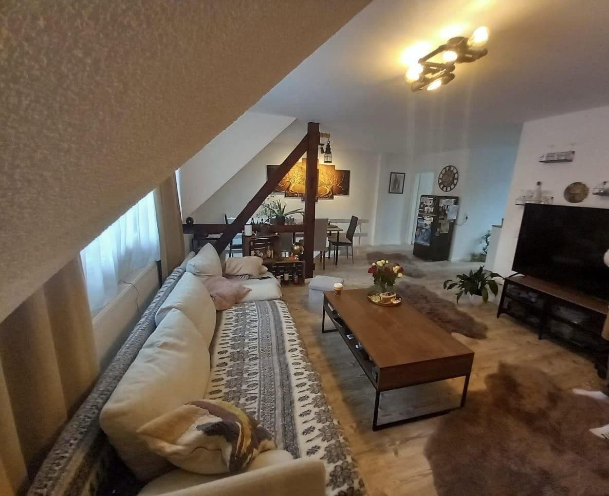 Pronájem bytu 2+kk 70 m², Pforzheim, Bádensko-Württembersko Pronájem bytu 2+kk 70 m², Pforzheim, Bádensko-Württembersko