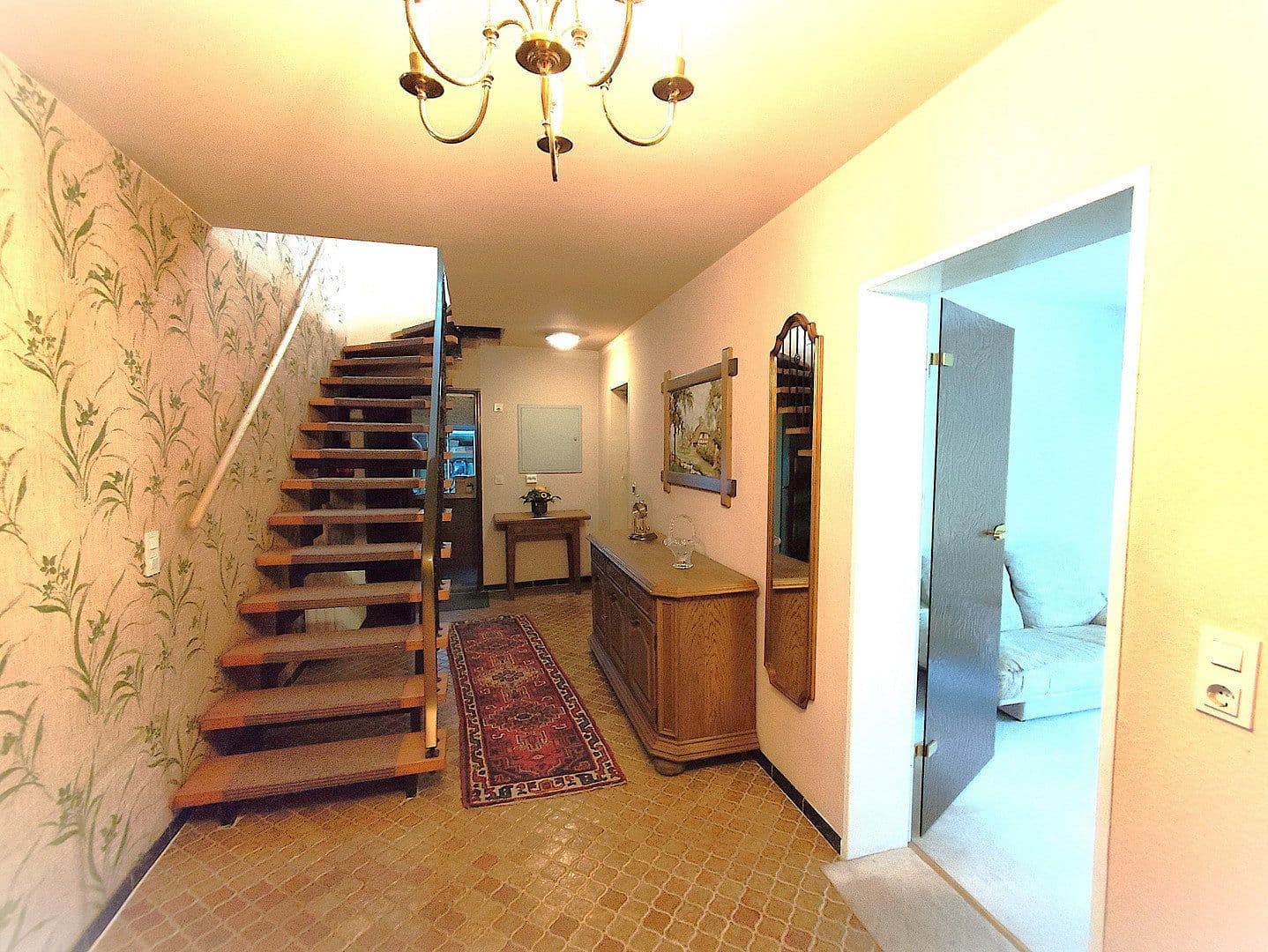 Prodej domu 247 m², pozemek 875 m², Pflasterwiese 7, Idstein, Hessen Prodej domu 247 m², pozemek 875 m², Pflasterwiese 7, Idstein, Hessen