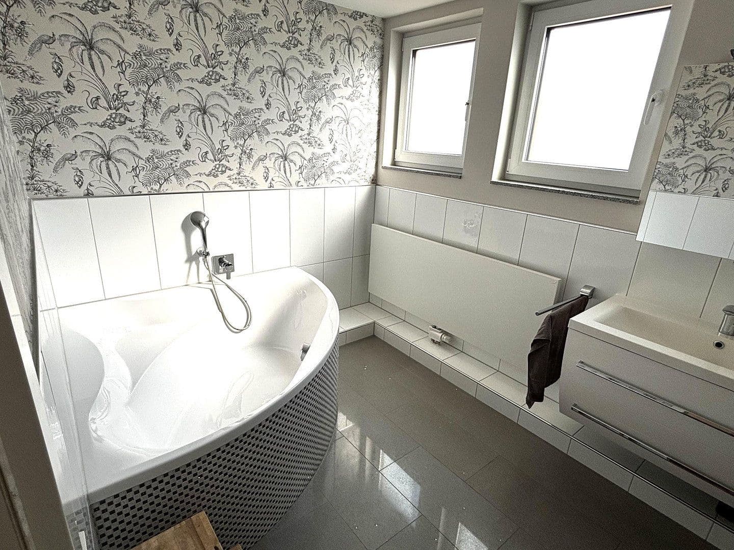 Prodej domu 124 m², pozemek 220 m², Düsseldorf, Severní Porýní-Vestfálsko Prodej domu 124 m², pozemek 220 m², Düsseldorf, Severní Porýní-Vestfálsko