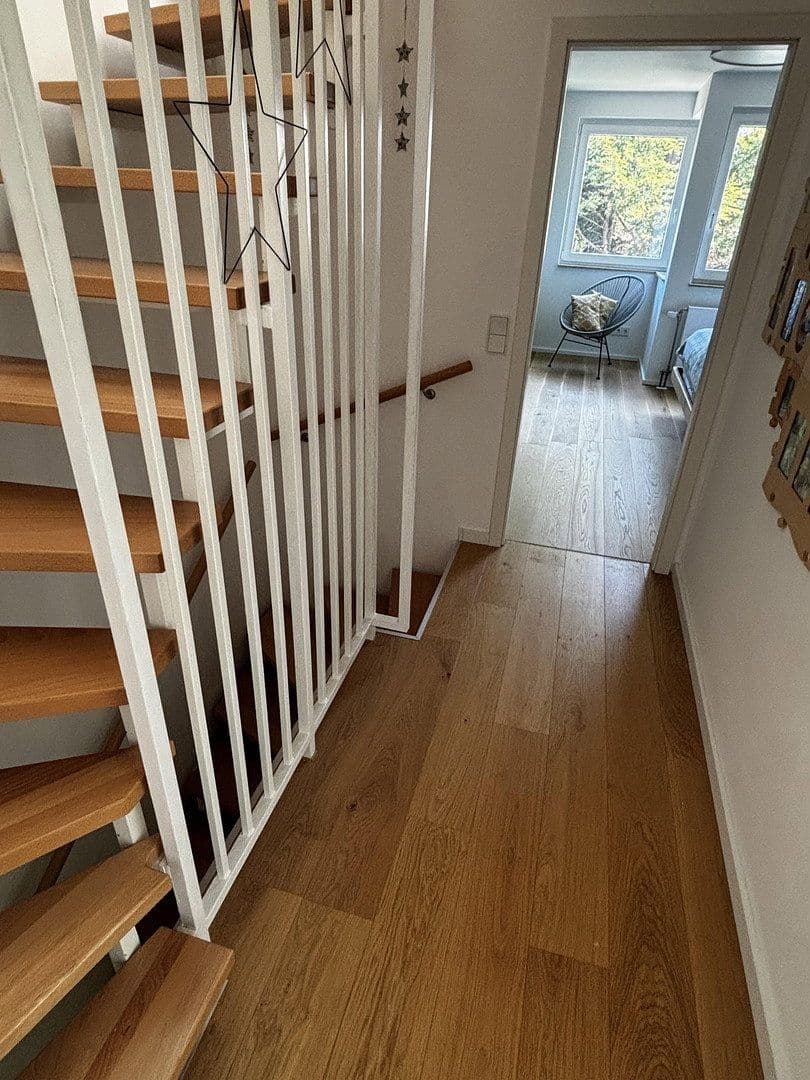 Prodej domu 124 m², pozemek 220 m², Düsseldorf, Severní Porýní-Vestfálsko Prodej domu 124 m², pozemek 220 m², Düsseldorf, Severní Porýní-Vestfálsko