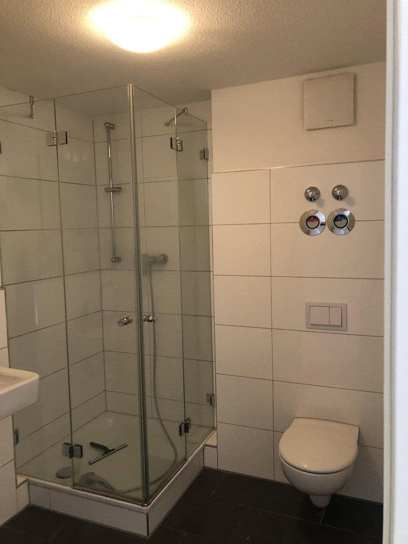 Pronájem bytu 3+1 87 m², Langenfeld (Rheinland), Severní Porýní-Vestfálsko Pronájem bytu 3+1 87 m², Langenfeld (Rheinland), Severní Porýní-Vestfálsko