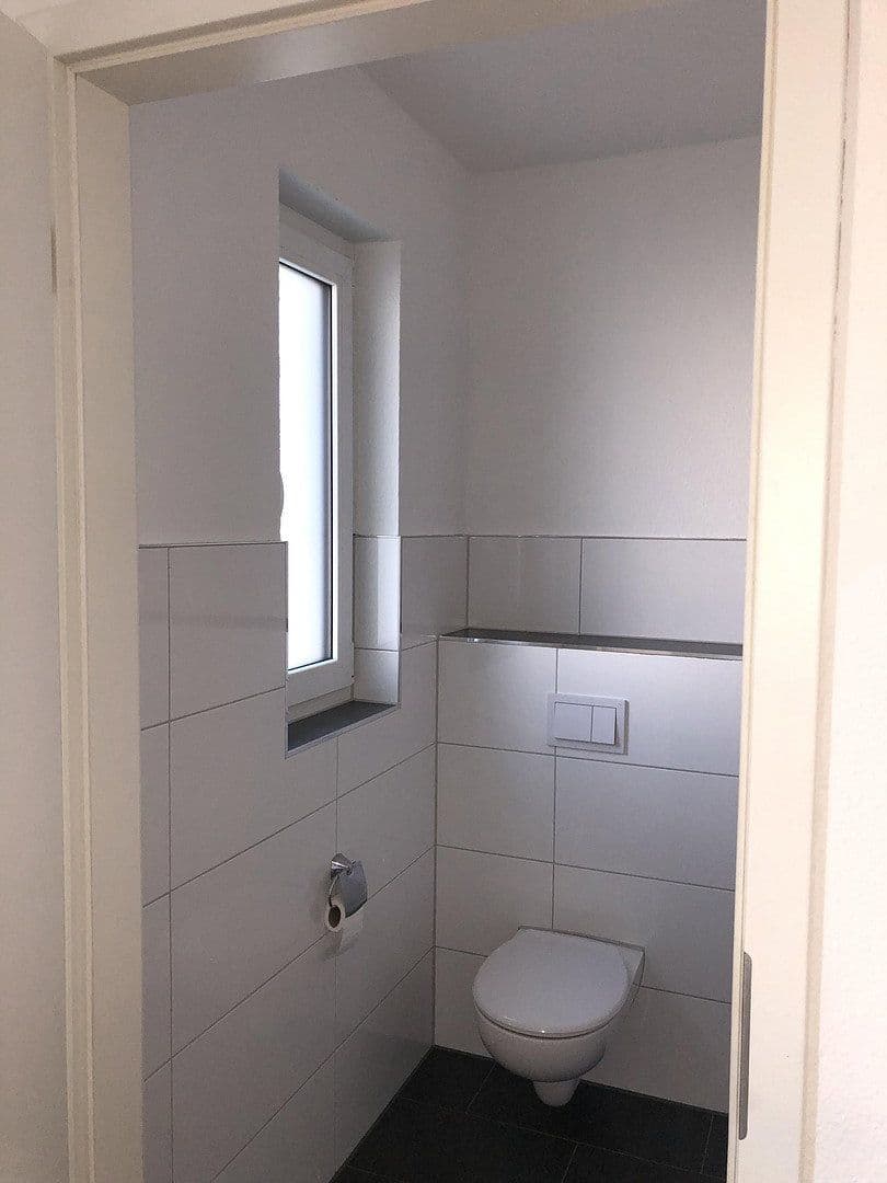 Pronájem bytu 3+1 87 m², Langenfeld (Rheinland), Severní Porýní-Vestfálsko Pronájem bytu 3+1 87 m², Langenfeld (Rheinland), Severní Porýní-Vestfálsko