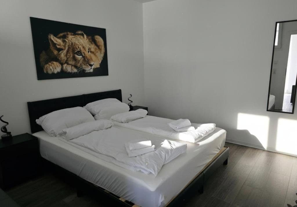 Pronájem bytu 2+1 48 m², Rheinstraße 115, Karlsruhe, Bádensko-Württembersko Pronájem bytu 2+1 48 m², Rheinstraße 115, Karlsruhe, Bádensko-Württembersko