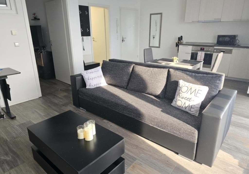 Pronájem bytu 2+1 48 m², Rheinstraße 115, Karlsruhe, Bádensko-Württembersko Pronájem bytu 2+1 48 m², Rheinstraße 115, Karlsruhe, Bádensko-Württembersko