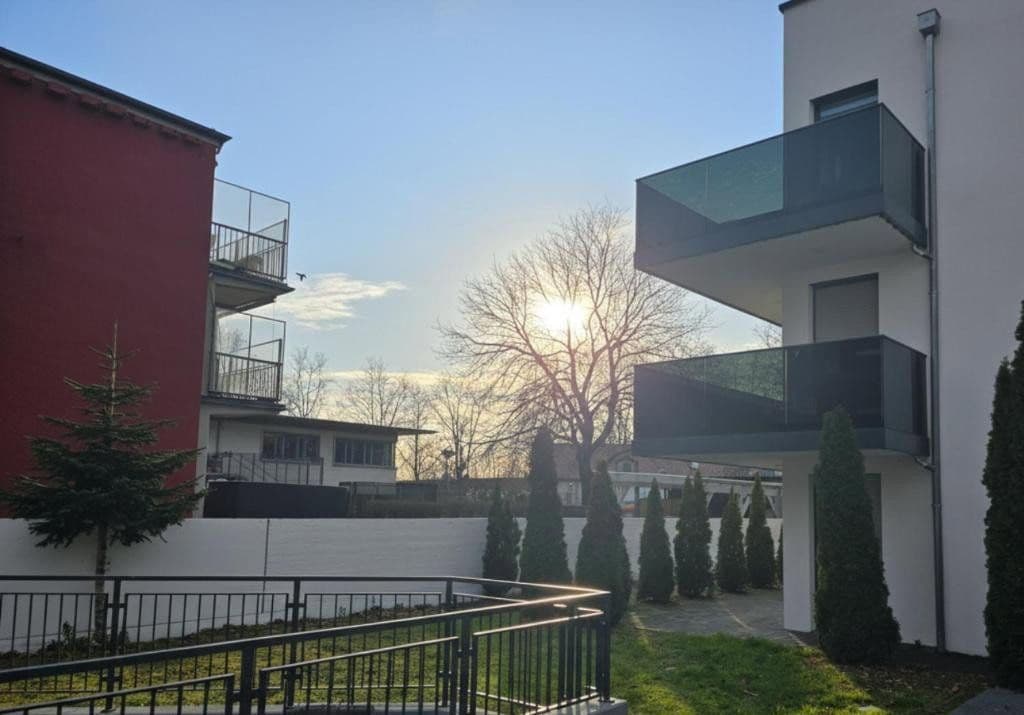 Pronájem bytu 2+1 48 m², Rheinstraße 115, Karlsruhe, Bádensko-Württembersko Pronájem bytu 2+1 48 m², Rheinstraße 115, Karlsruhe, Bádensko-Württembersko