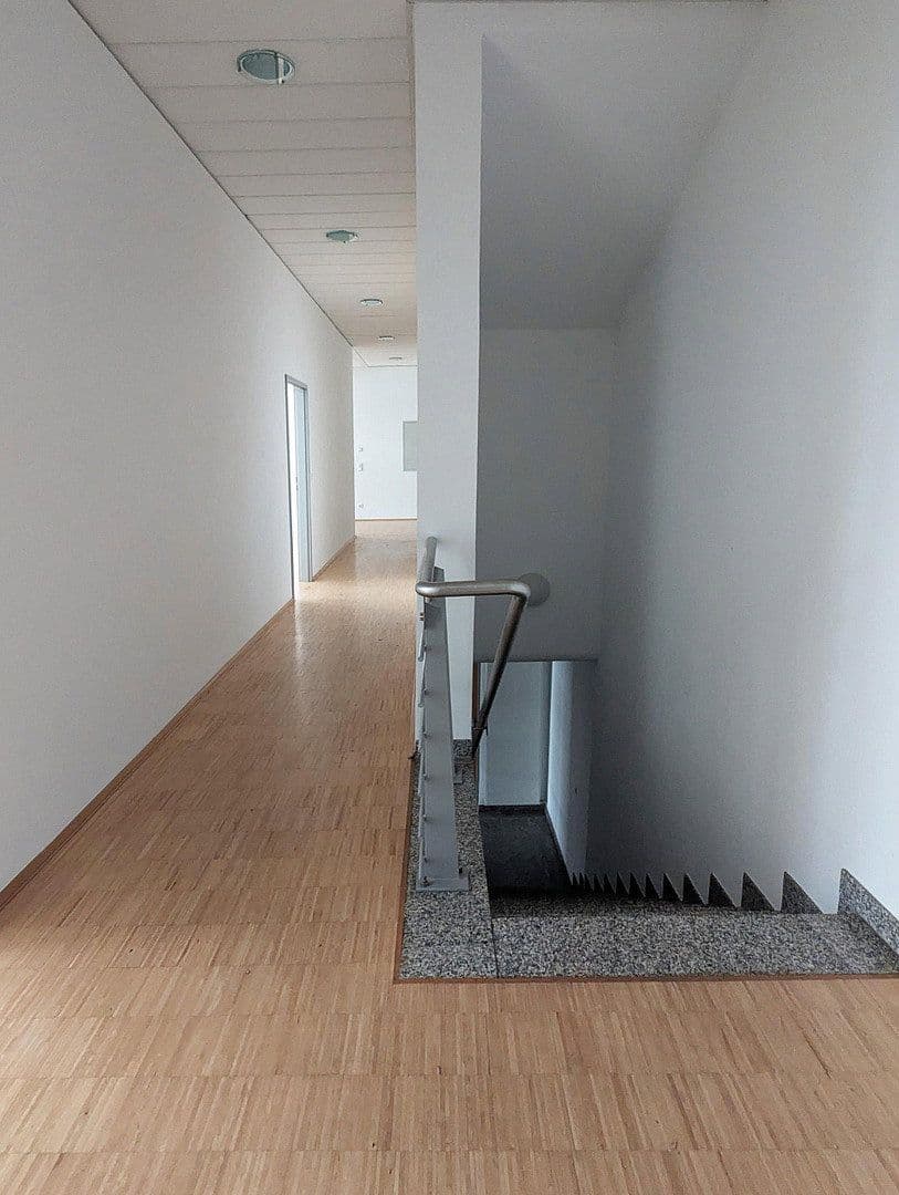 Pronájem kanceláře 107 m², Lameystr. 8A, Pforzheim, Bádensko-Württembersko Pronájem kanceláře 107 m², Lameystr. 8A, Pforzheim, Bádensko-Württembersko