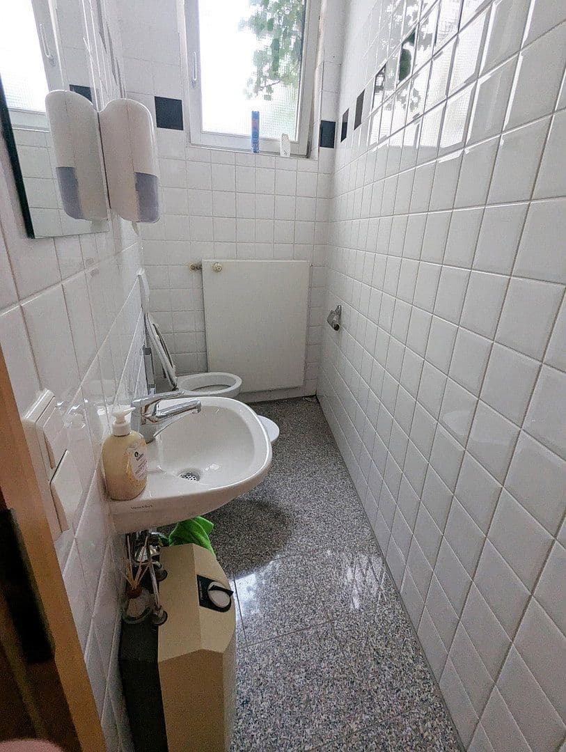 Pronájem kanceláře 107 m², Lameystr. 8A, Pforzheim, Bádensko-Württembersko Pronájem kanceláře 107 m², Lameystr. 8A, Pforzheim, Bádensko-Württembersko