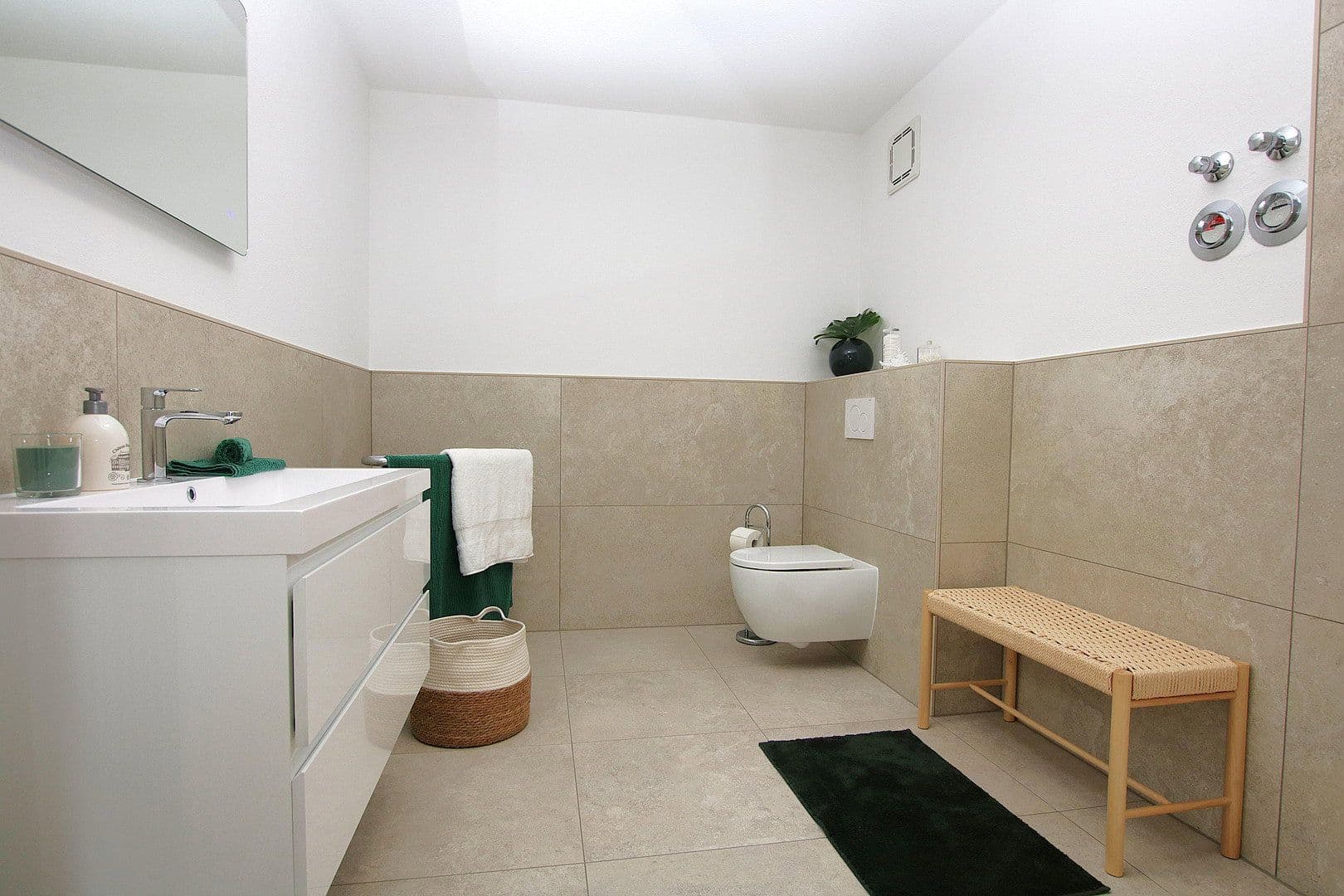 Prodej bytu 3+1 87 m², Marburg, Hessen Prodej bytu 3+1 87 m², Marburg, Hessen