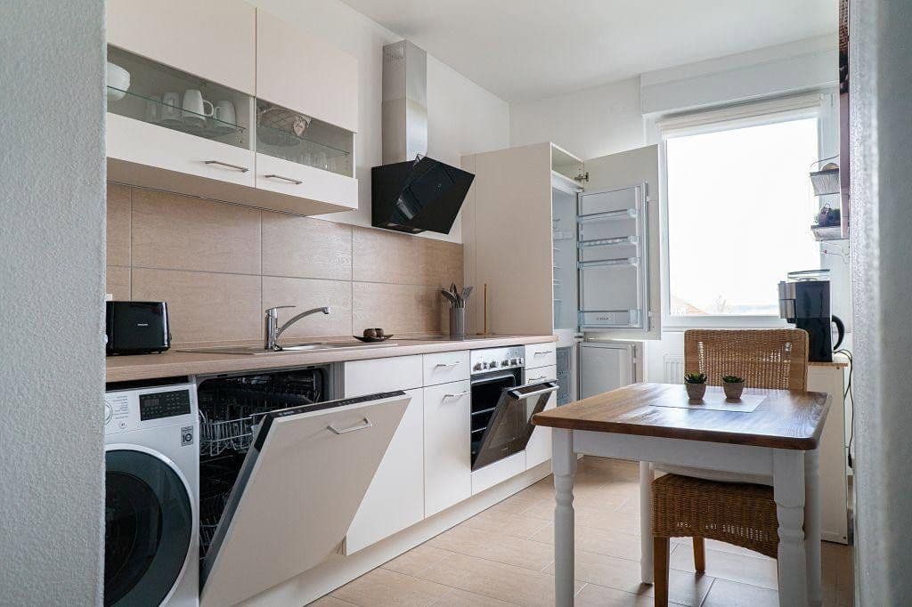 Prodej bytu 2+1 41 m², Hauptstr. 1b, Landstuhl, Porýní-Falc Prodej bytu 2+1 41 m², Hauptstr. 1b, Landstuhl, Porýní-Falc