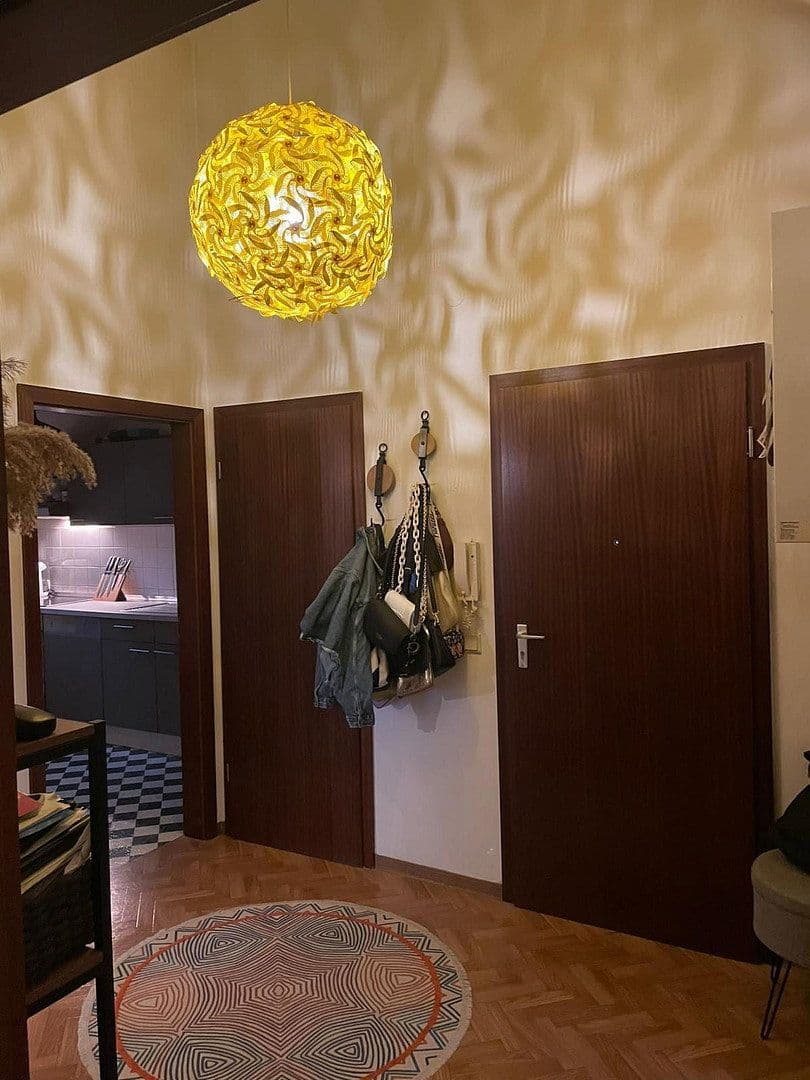 Pronájem bytu 2+1 64 m², Eisenberg (Pfalz), Porýní-Falc Pronájem bytu 2+1 64 m², Eisenberg (Pfalz), Porýní-Falc