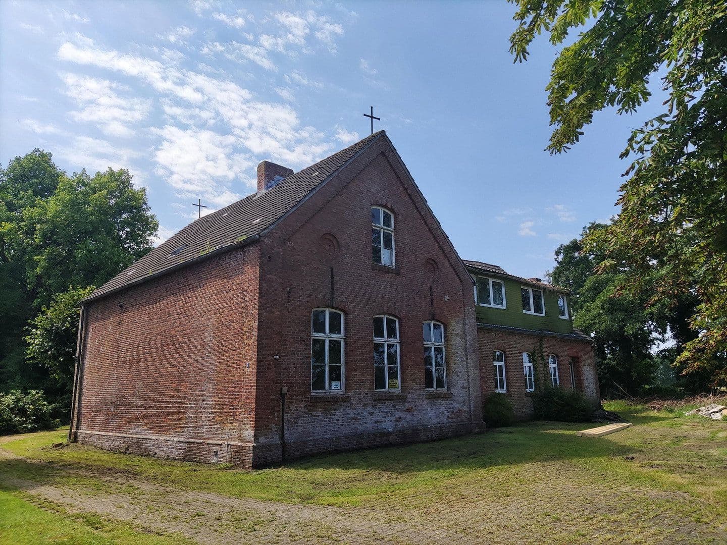 Prodej domu 195 m², pozemek 3.311 m², Halbemonder Str. 7/8, Halbemond, Dolní Sasko Prodej domu 195 m², pozemek 3.311 m², Halbemonder Str. 7/8, Halbemond, Dolní Sasko