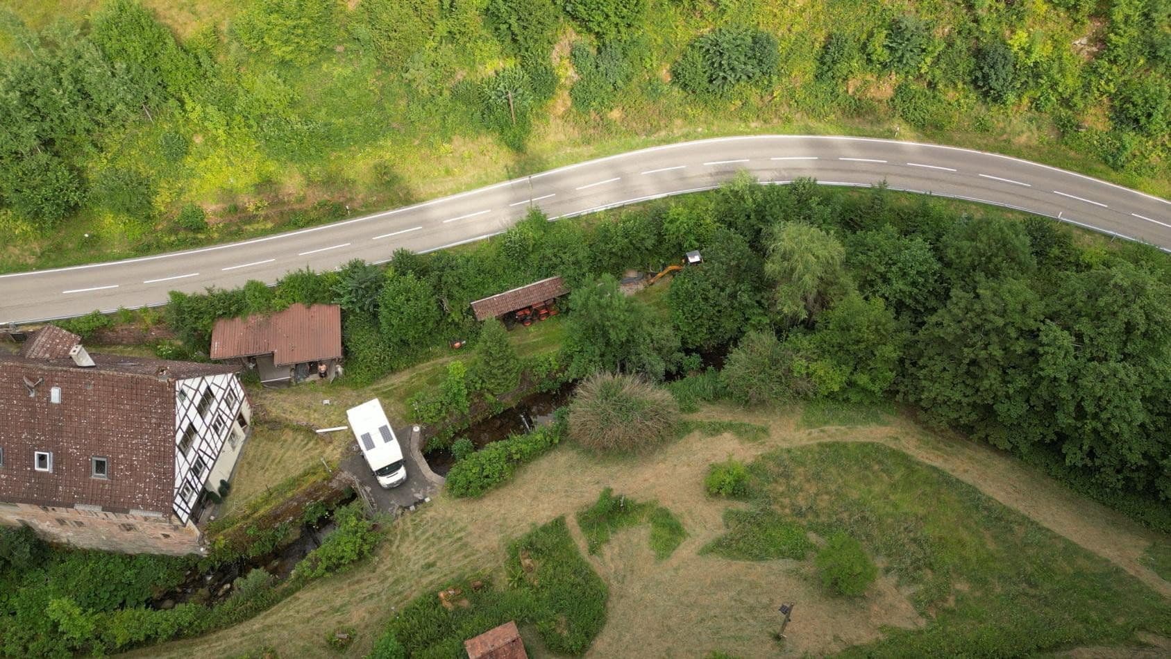 Prodej domu 200 m², pozemek 20.000 m², Alpirsbach, Bádensko-Württembersko Prodej domu 200 m², pozemek 20.000 m², Alpirsbach, Bádensko-Württembersko