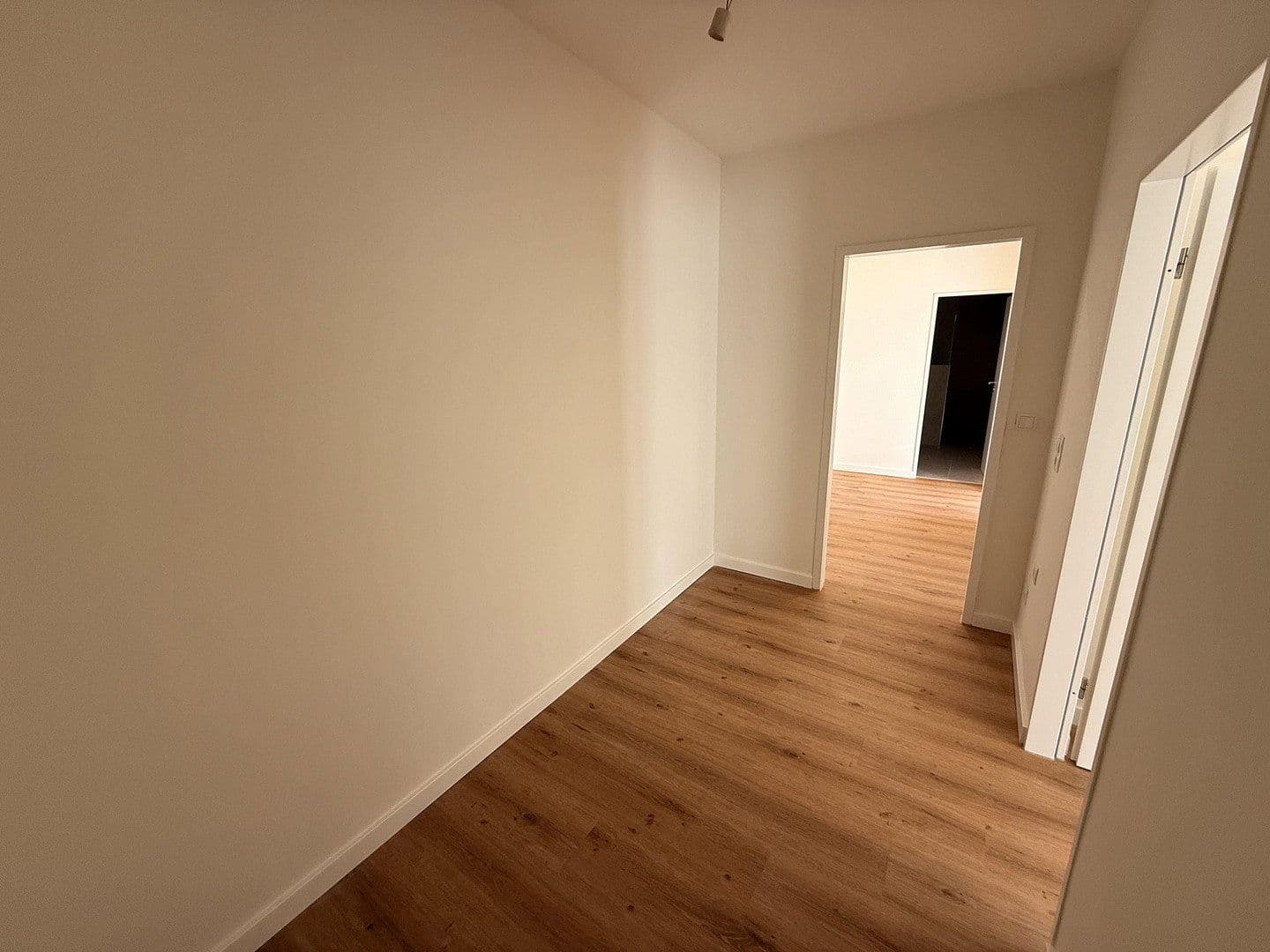 Pronájem bytu 2+kk 75 m², Hittfelder Straße 6a, Rosengarten, Dolní Sasko Pronájem bytu 2+kk 75 m², Hittfelder Straße 6a, Rosengarten, Dolní Sasko