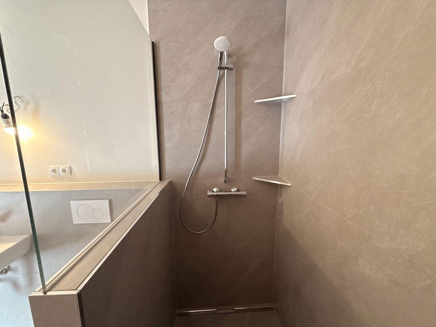 Pronájem bytu 2+kk 75 m², Hittfelder Straße 6a, Rosengarten, Dolní Sasko Pronájem bytu 2+kk 75 m², Hittfelder Straße 6a, Rosengarten, Dolní Sasko