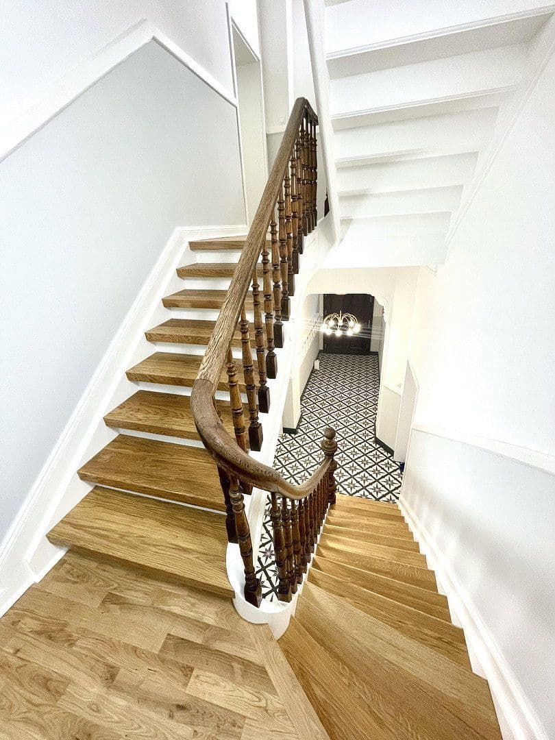 Prodej bytu 3+1 77 m², Düsseldorf, Severní Porýní-Vestfálsko Prodej bytu 3+1 77 m², Düsseldorf, Severní Porýní-Vestfálsko