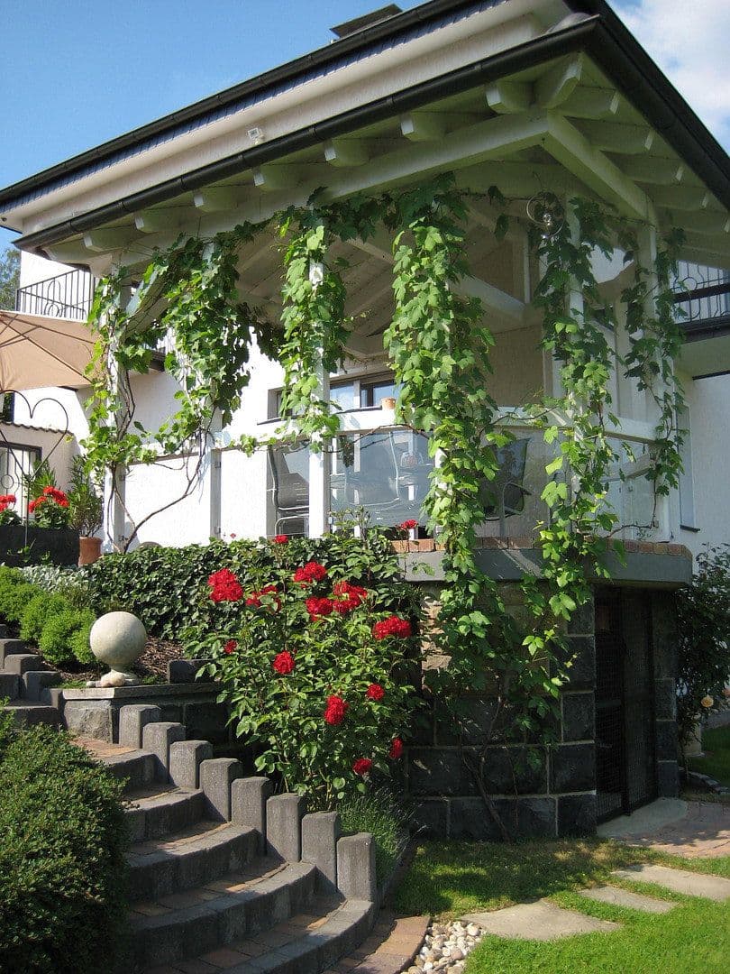 Prodej domu 259 m², pozemek 935 m², Hagen, Severní Porýní-Vestfálsko Prodej domu 259 m², pozemek 935 m², Hagen, Severní Porýní-Vestfálsko