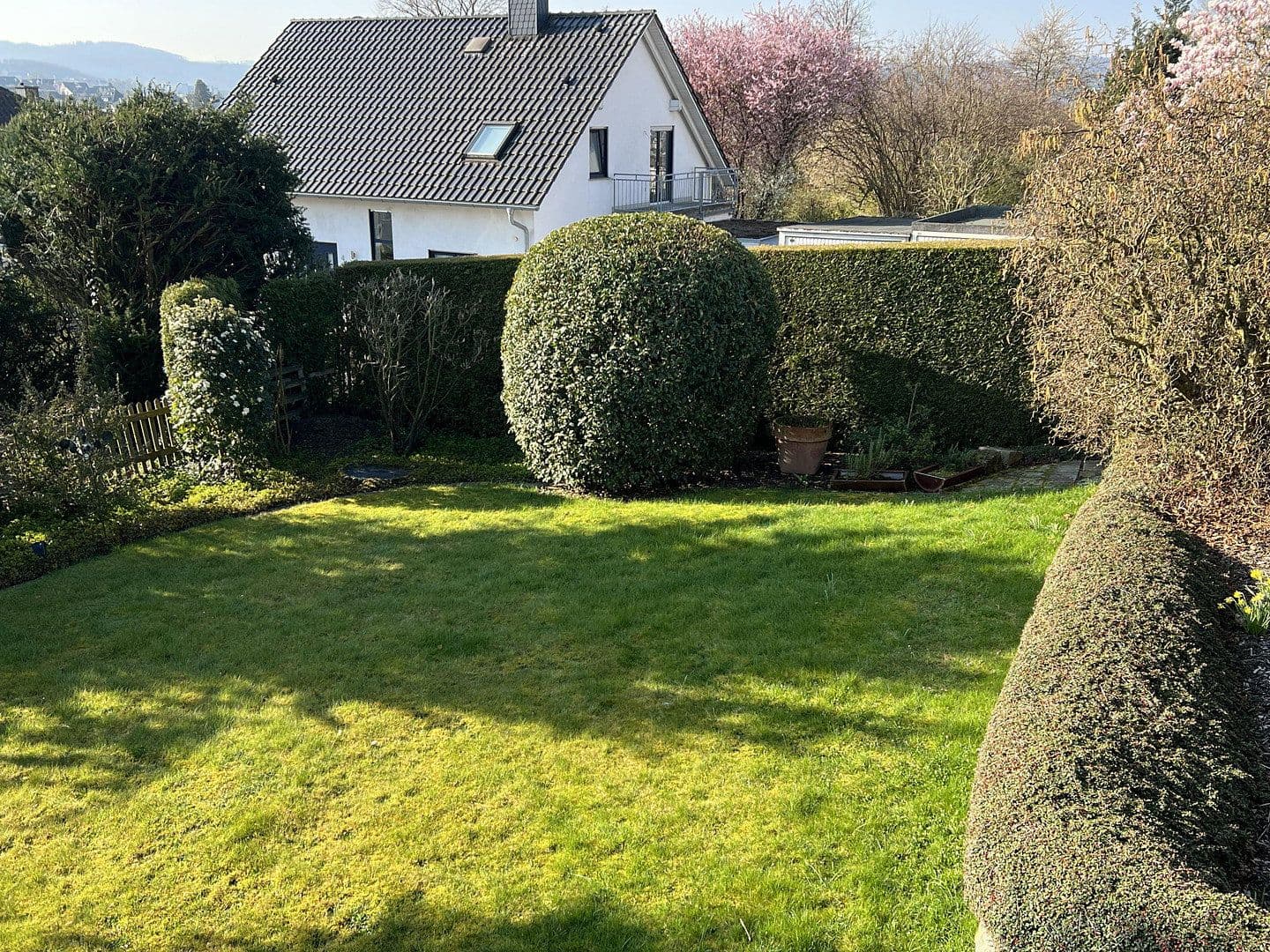 Prodej domu 259 m², pozemek 935 m², Hagen, Severní Porýní-Vestfálsko Prodej domu 259 m², pozemek 935 m², Hagen, Severní Porýní-Vestfálsko