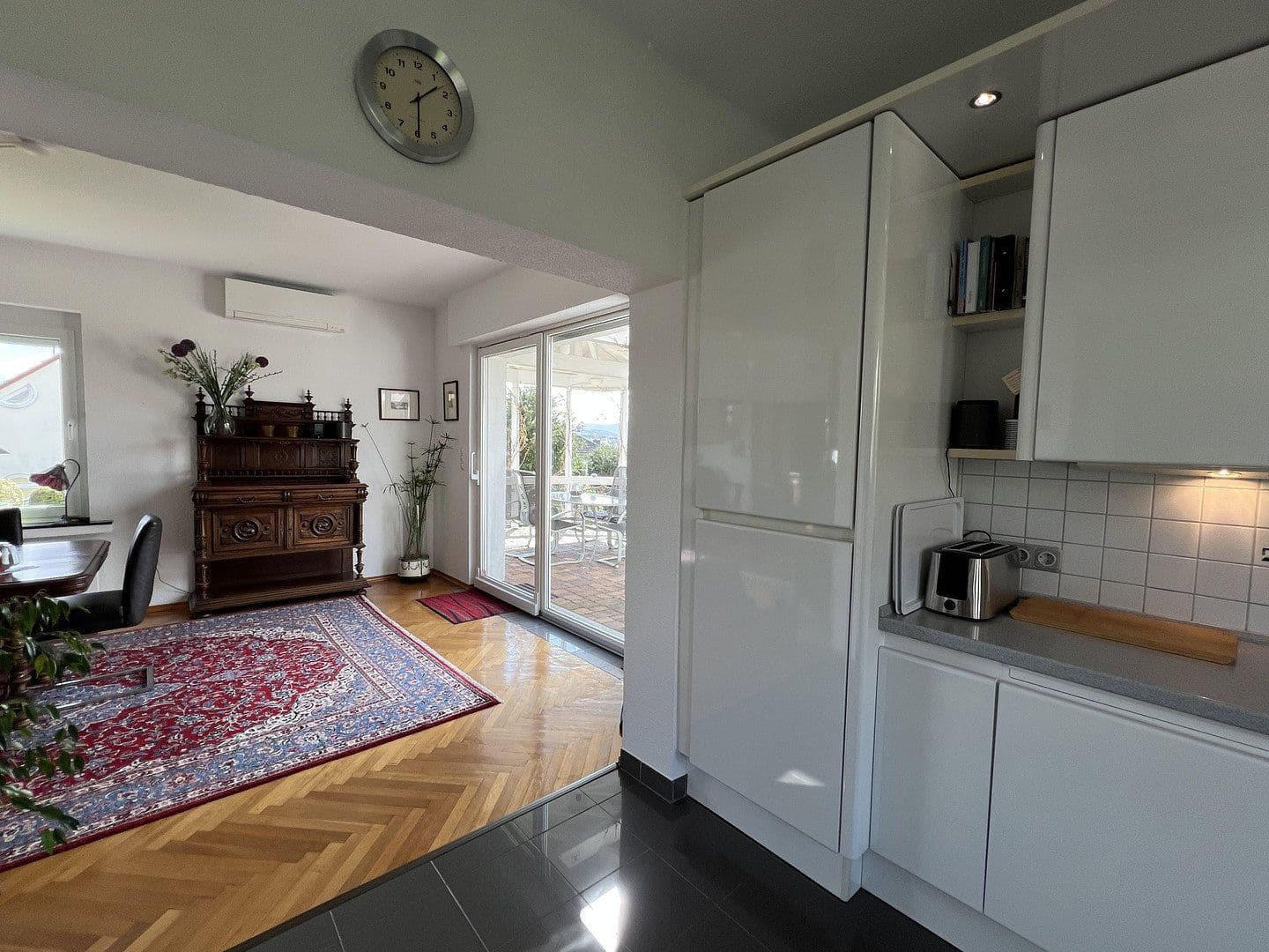 Prodej domu 259 m², pozemek 935 m², Hagen, Severní Porýní-Vestfálsko Prodej domu 259 m², pozemek 935 m², Hagen, Severní Porýní-Vestfálsko