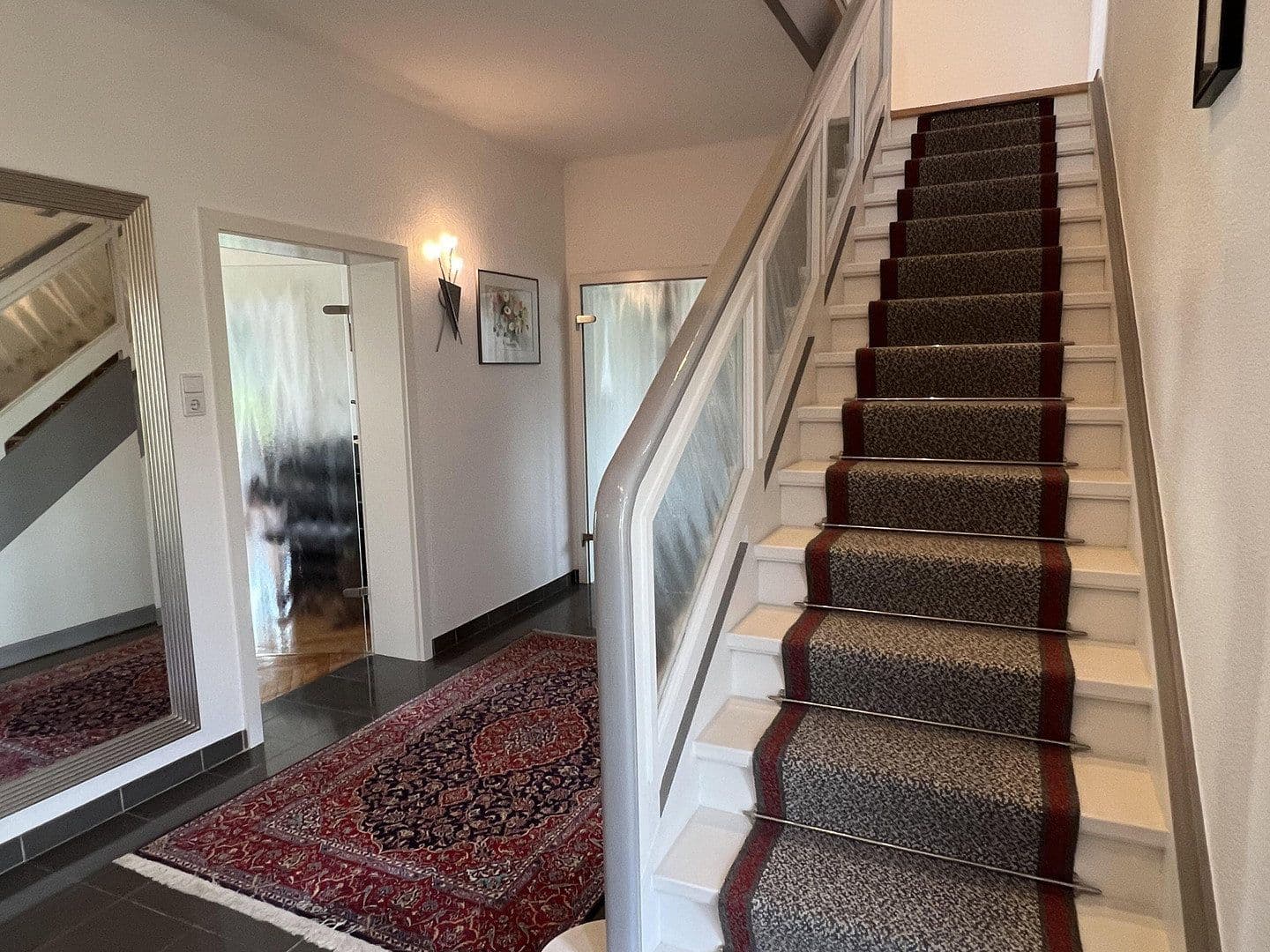 Prodej domu 259 m², pozemek 935 m², Hagen, Severní Porýní-Vestfálsko Prodej domu 259 m², pozemek 935 m², Hagen, Severní Porýní-Vestfálsko