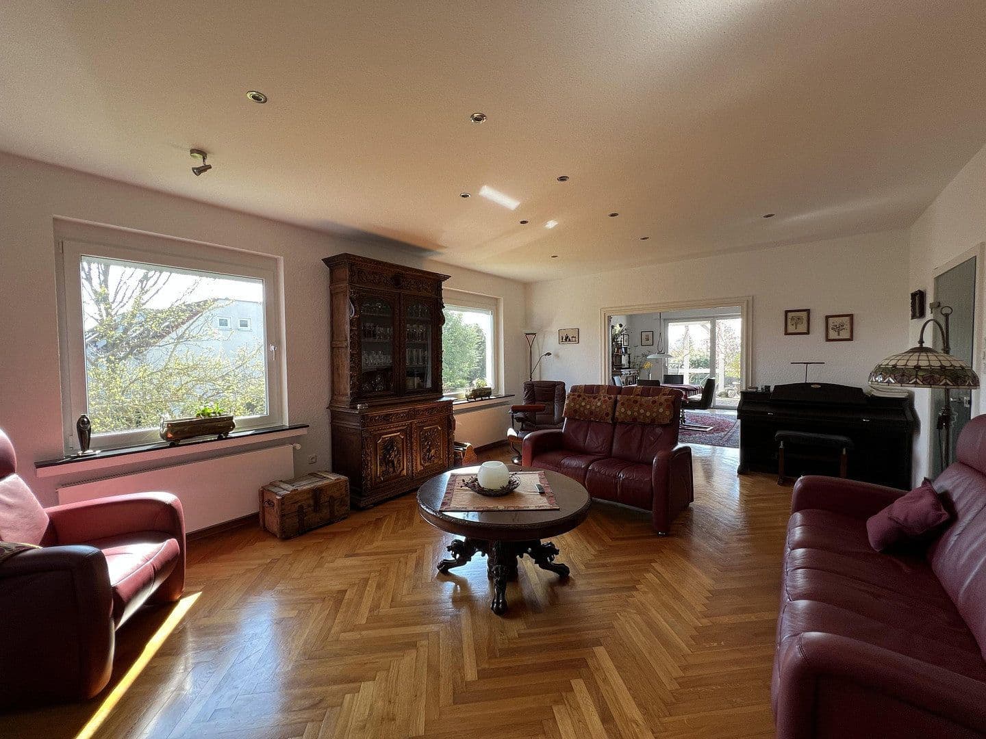 Prodej domu 259 m², pozemek 935 m², Hagen, Severní Porýní-Vestfálsko Prodej domu 259 m², pozemek 935 m², Hagen, Severní Porýní-Vestfálsko