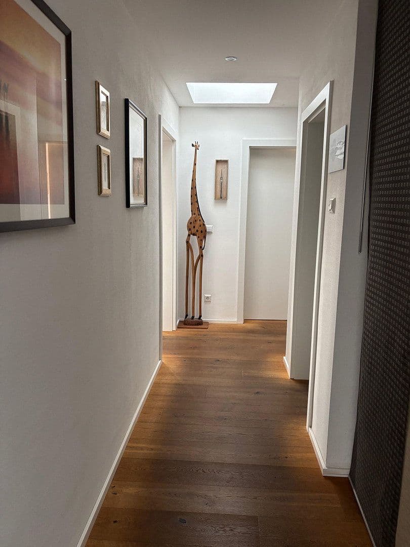 Prodej bytu 5+kk 152 m², Stuttgart, Bádensko-Württembersko Prodej bytu 5+kk 152 m², Stuttgart, Bádensko-Württembersko