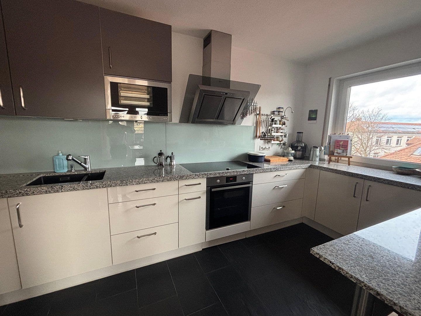 Prodej bytu 5+kk 152 m², Stuttgart, Bádensko-Württembersko Prodej bytu 5+kk 152 m², Stuttgart, Bádensko-Württembersko