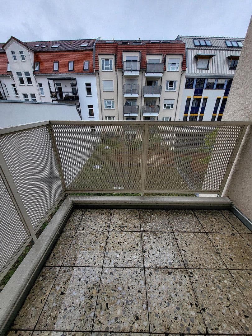 Pronájem bytu 2+1 42 m², Berliner Straße 16, Leipzig, Sasko Pronájem bytu 2+1 42 m², Berliner Straße 16, Leipzig, Sasko