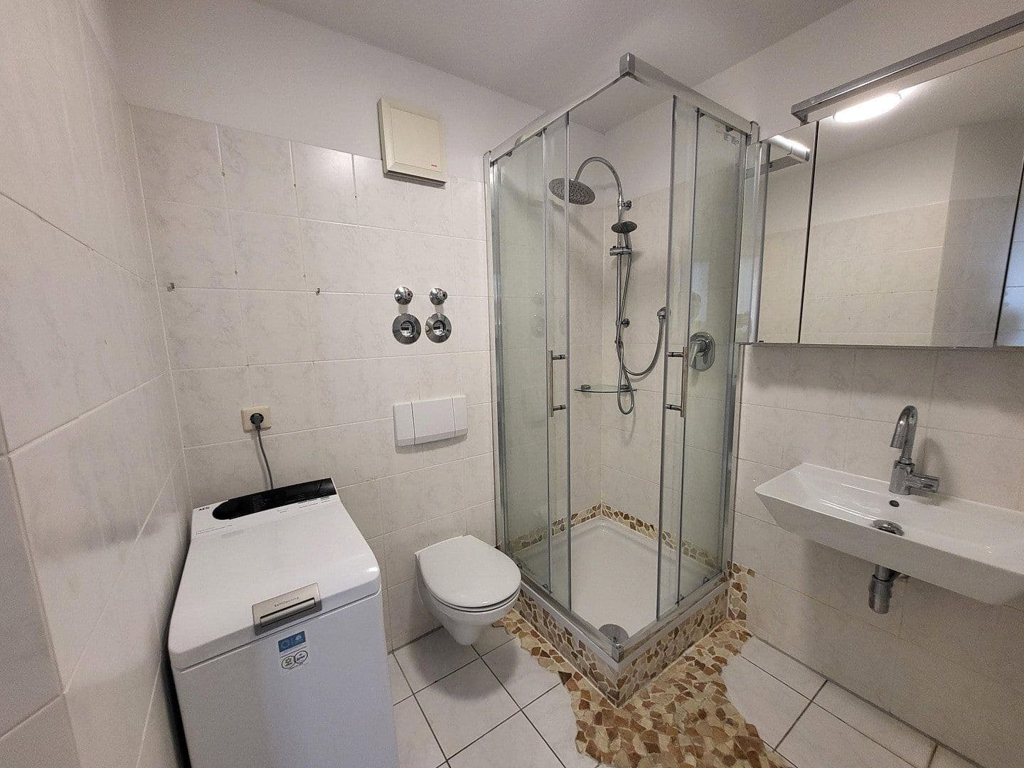 Pronájem bytu 2+1 42 m², Berliner Straße 16, Leipzig, Sasko Pronájem bytu 2+1 42 m², Berliner Straße 16, Leipzig, Sasko