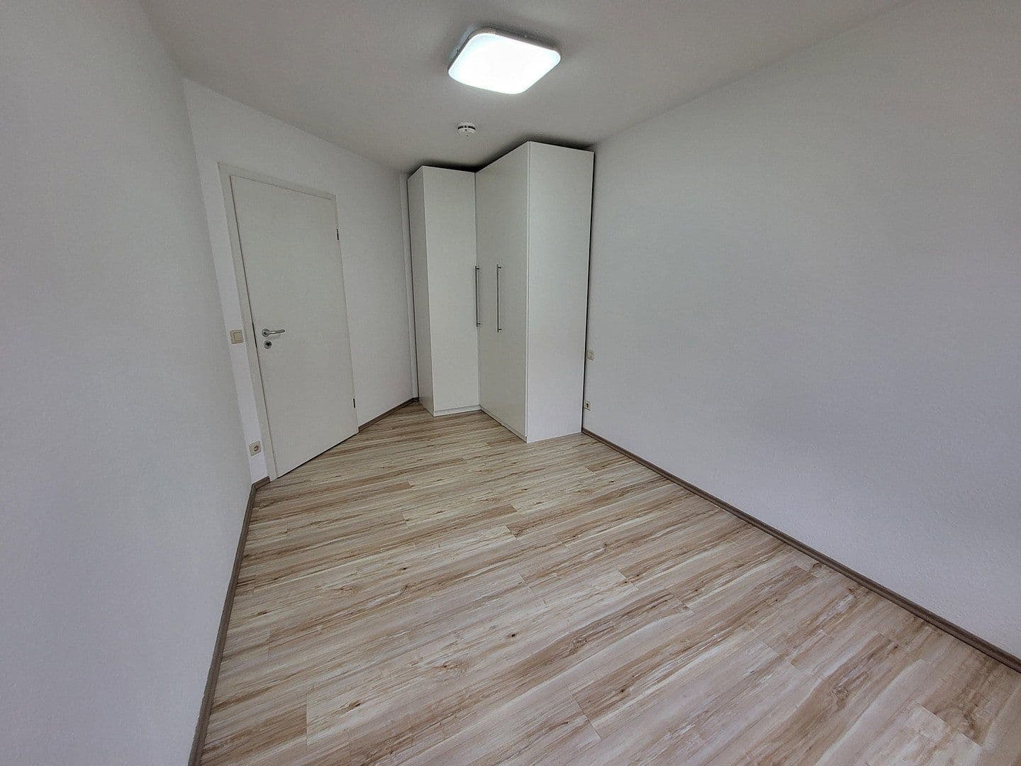 Pronájem bytu 2+1 42 m², Berliner Straße 16, Leipzig, Sasko Pronájem bytu 2+1 42 m², Berliner Straße 16, Leipzig, Sasko