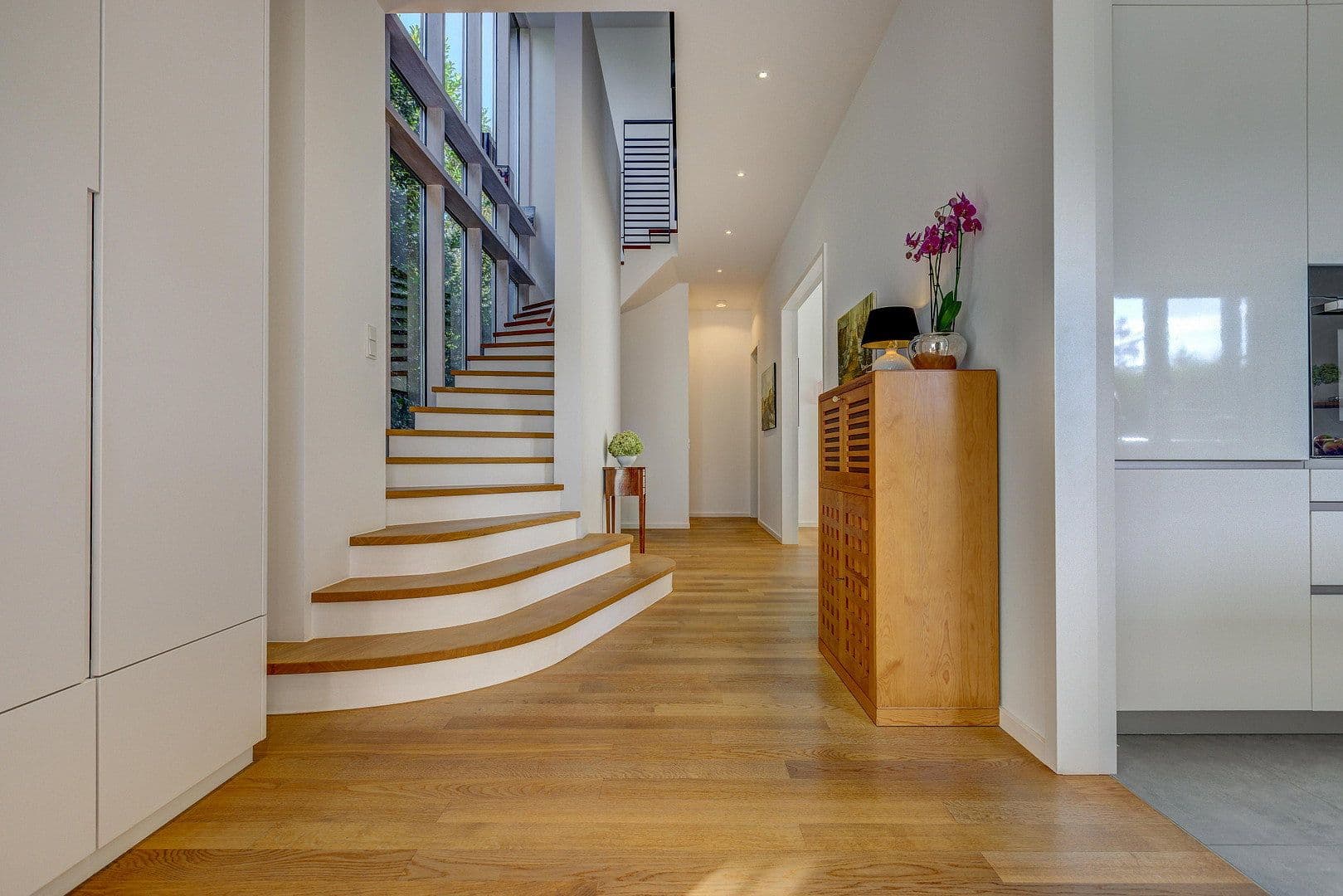 Prodej domu 343 m², pozemek 837 m², Wiesbaden, Hessen Prodej domu 343 m², pozemek 837 m², Wiesbaden, Hessen