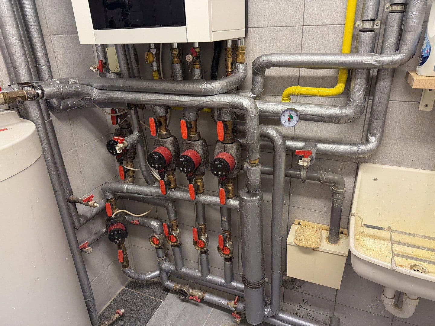 Prodej domu 553 m², pozemek 341 m², Schubertstrasse, 28, Bremen, Bremen Prodej domu 553 m², pozemek 341 m², Schubertstrasse, 28, Bremen, Bremen