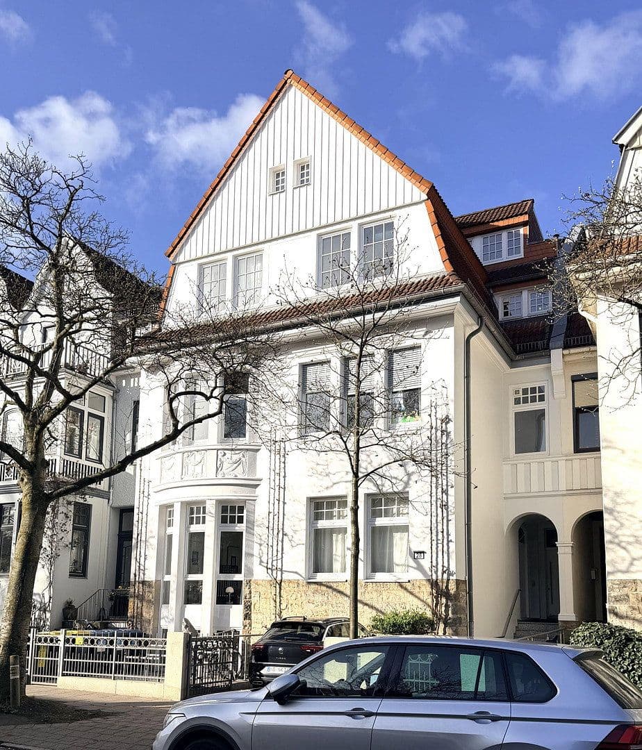 Prodej domu 553 m², pozemek 341 m², Schubertstrasse, 28, Bremen, Bremen Prodej domu 553 m², pozemek 341 m², Schubertstrasse, 28, Bremen, Bremen
