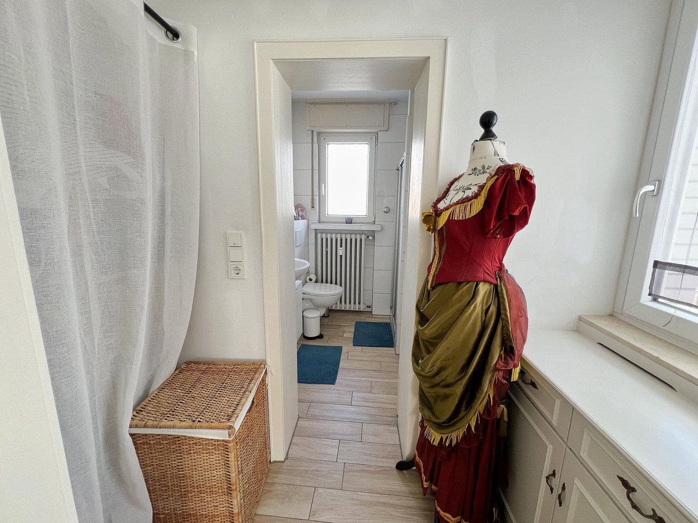 Pronájem bytu 2+1 63 m², Josefstr. 7, Siegburg, Severní Porýní-Vestfálsko Pronájem bytu 2+1 63 m², Josefstr. 7, Siegburg, Severní Porýní-Vestfálsko