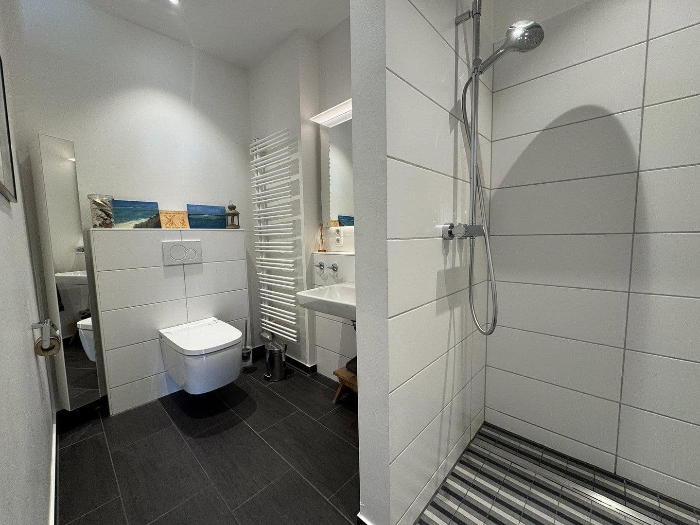 Prodej domu 338 m², pozemek 979 m², Niesgrau, Šlesvicko-Holštýnsko Prodej domu 338 m², pozemek 979 m², Niesgrau, Šlesvicko-Holštýnsko