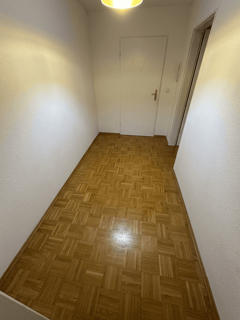 Pronájem bytu 3+1 87 m², Am Auweg 15, Frankfurt Harheim, Hessen Pronájem bytu 3+1 87 m², Am Auweg 15, Frankfurt Harheim, Hessen