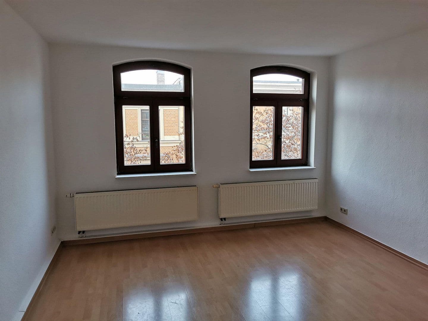 Prodej bytu 2+1 64 m², Halle (Saale), Sasko-Anhaltsko Prodej bytu 2+1 64 m², Halle (Saale), Sasko-Anhaltsko