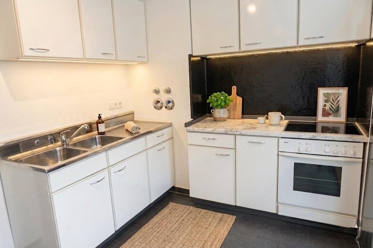 Pronájem bytu 3+1 110 m², Goethestr.3, Leverkusen, Severní Porýní-Vestfálsko Pronájem bytu 3+1 110 m², Goethestr.3, Leverkusen, Severní Porýní-Vestfálsko