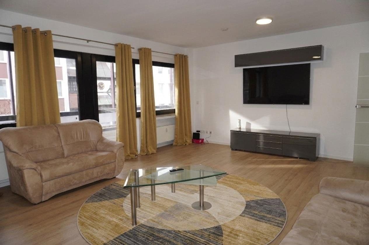 Pronájem bytu 3+1 110 m², Goethestr.3, Leverkusen, Severní Porýní-Vestfálsko Pronájem bytu 3+1 110 m², Goethestr.3, Leverkusen, Severní Porýní-Vestfálsko