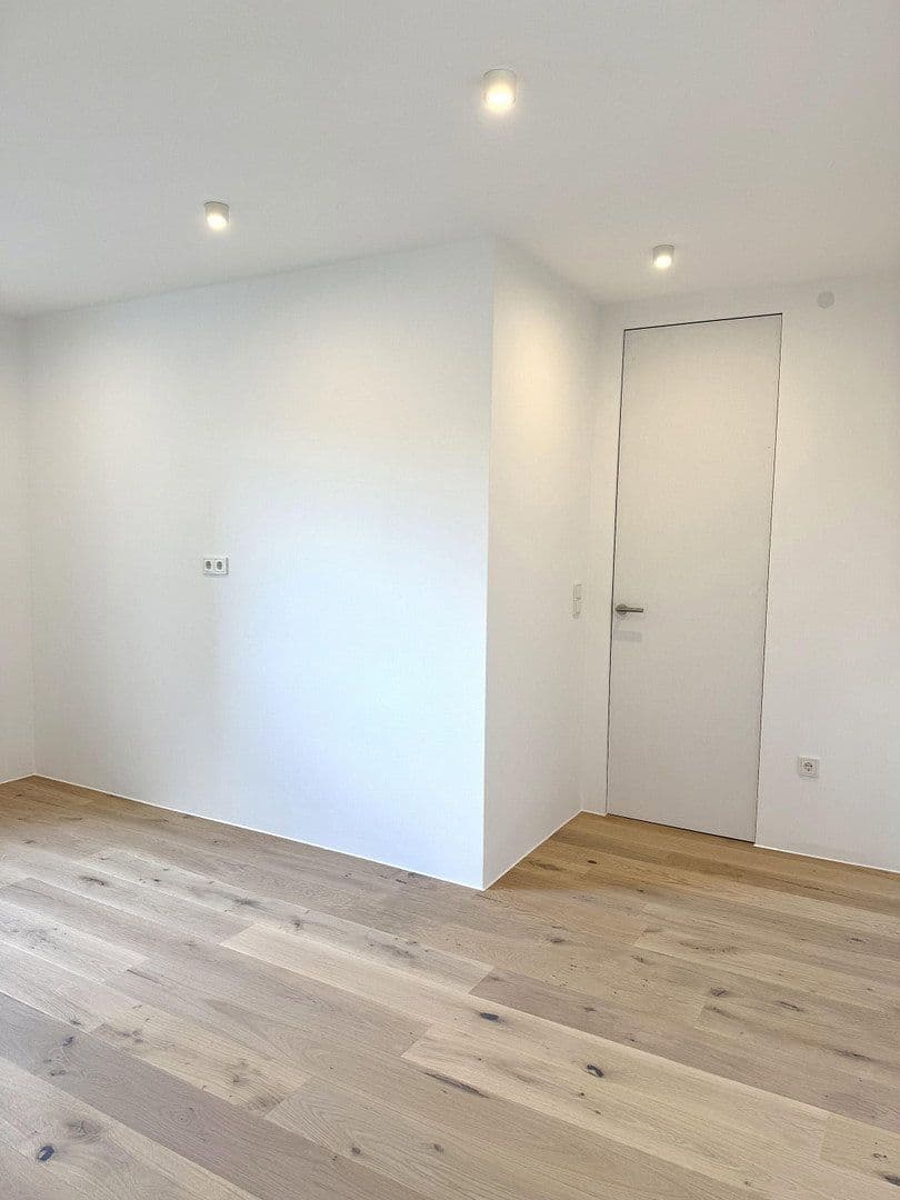 Prodej bytu 3+1 76 m², Geigenbergerstraße 49, München, Bavorsko Prodej bytu 3+1 76 m², Geigenbergerstraße 49, München, Bavorsko