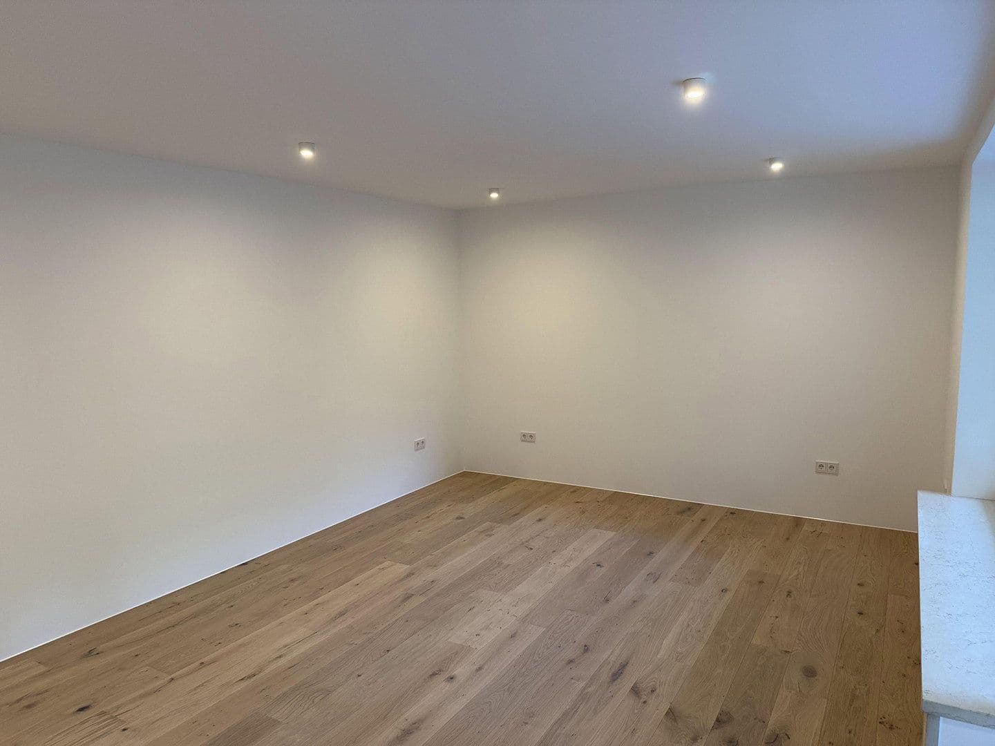 Prodej bytu 3+1 76 m², Geigenbergerstraße 49, München, Bavorsko Prodej bytu 3+1 76 m², Geigenbergerstraße 49, München, Bavorsko