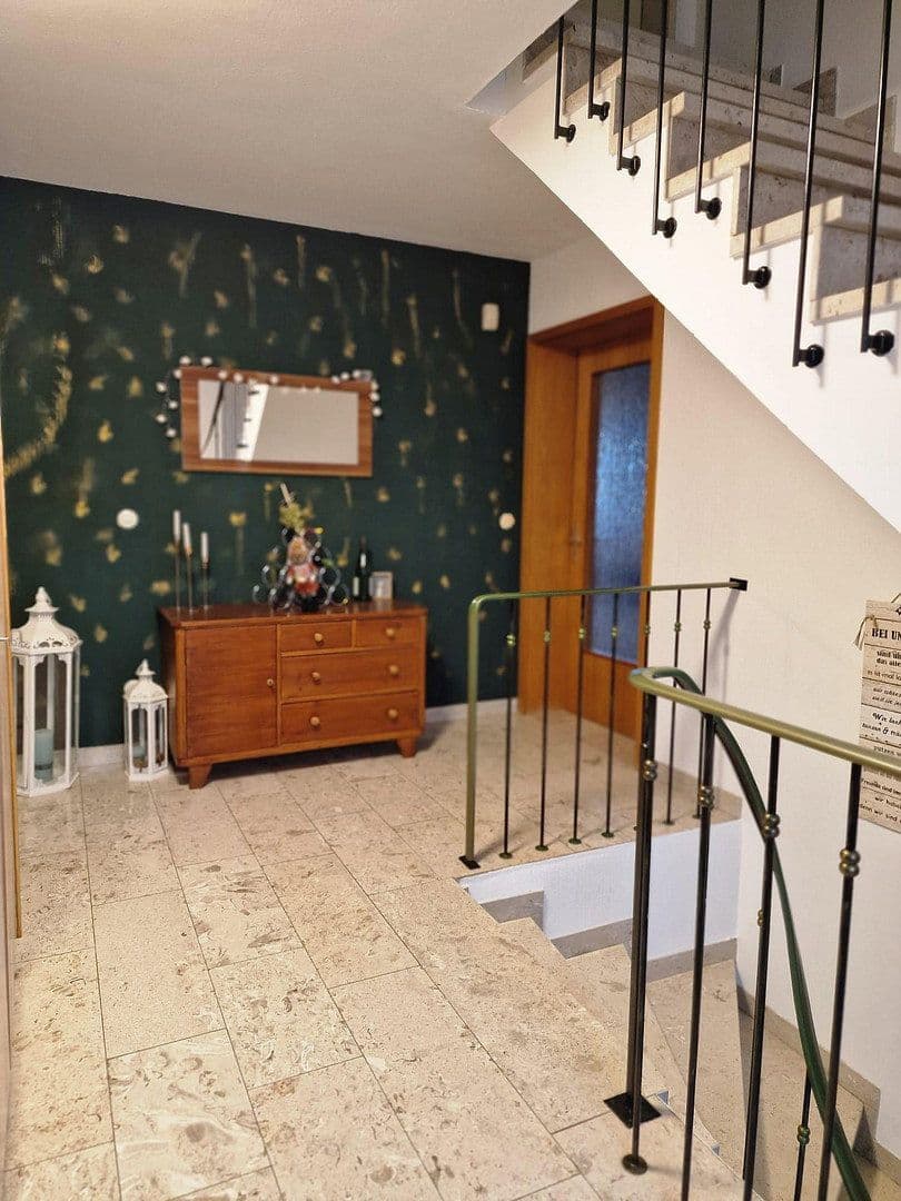 Prodej domu 217 m², pozemek 1.035 m², Riedlingen, Bádensko-Württembersko Prodej domu 217 m², pozemek 1.035 m², Riedlingen, Bádensko-Württembersko