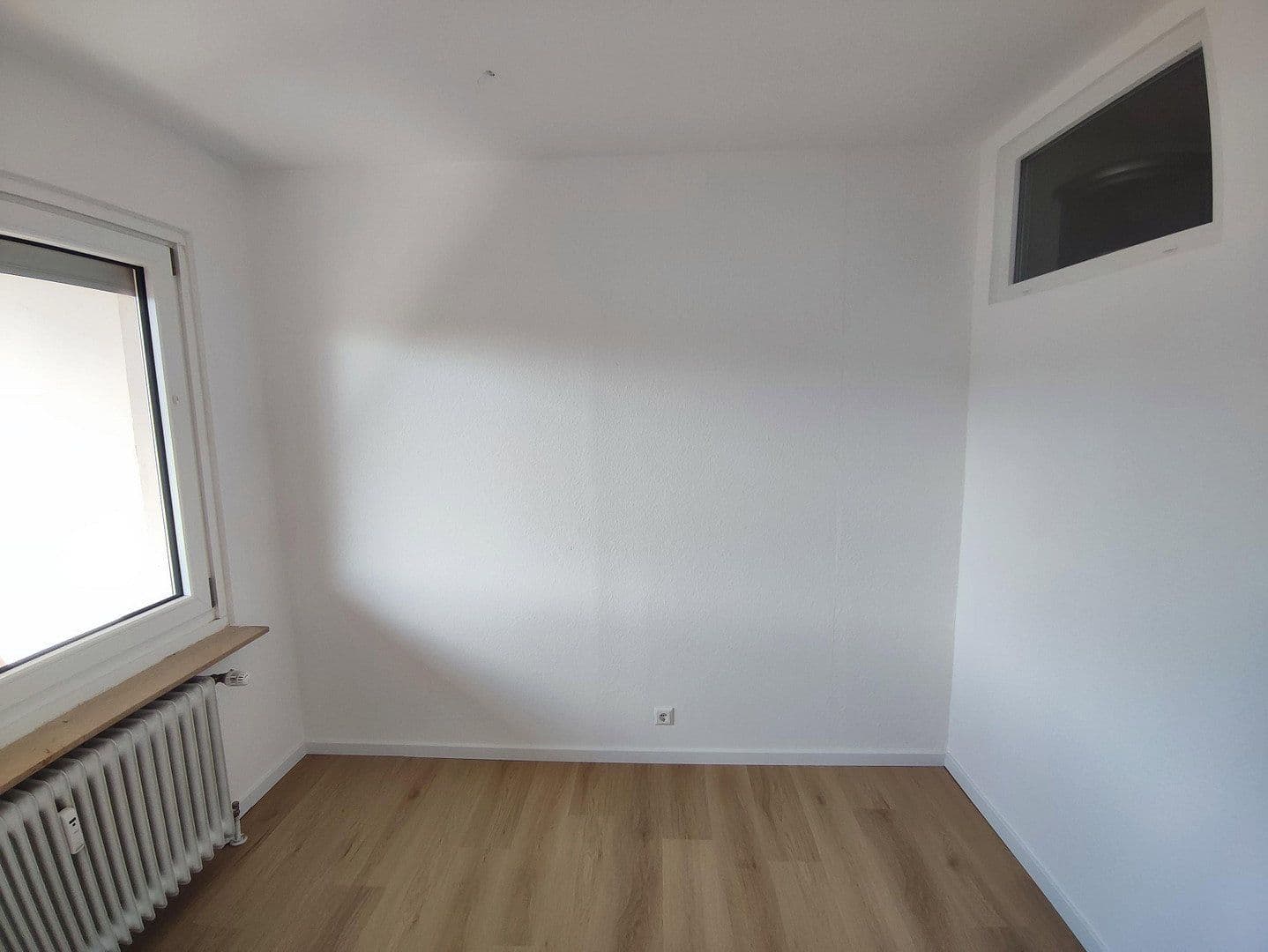 Prodej bytu 3+1 75 m², Uhlandstraße 12, Blumberg, Bádensko-Württembersko Prodej bytu 3+1 75 m², Uhlandstraße 12, Blumberg, Bádensko-Württembersko