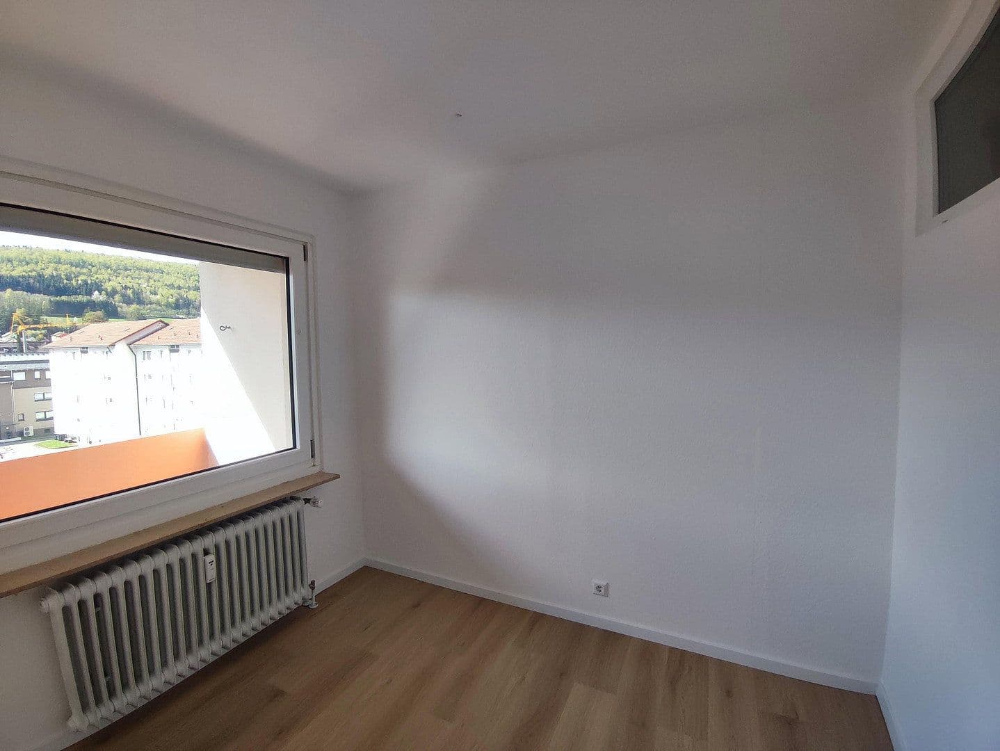 Prodej bytu 3+1 75 m², Uhlandstraße 12, Blumberg, Bádensko-Württembersko Prodej bytu 3+1 75 m², Uhlandstraße 12, Blumberg, Bádensko-Württembersko