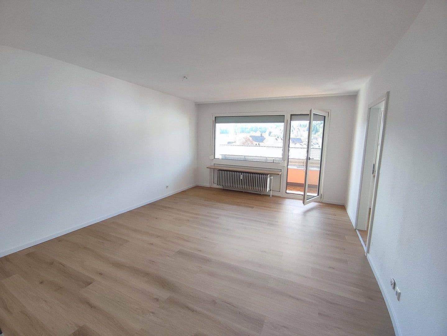 Prodej bytu 3+1 75 m², Uhlandstraße 12, Blumberg, Bádensko-Württembersko Prodej bytu 3+1 75 m², Uhlandstraße 12, Blumberg, Bádensko-Württembersko