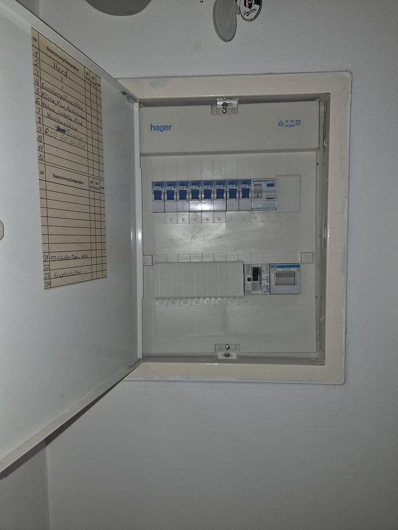 Prodej bytu 3+1 70 m², Hainerweg 2, Heusenstamm, Hessen Prodej bytu 3+1 70 m², Hainerweg 2, Heusenstamm, Hessen