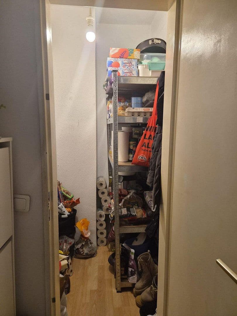 Prodej bytu 3+1 70 m², Hainerweg 2, Heusenstamm, Hessen Prodej bytu 3+1 70 m², Hainerweg 2, Heusenstamm, Hessen