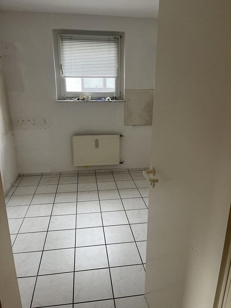 Pronájem bytu 3+1 86 m², Köln, Severní Porýní-Vestfálsko Pronájem bytu 3+1 86 m², Köln, Severní Porýní-Vestfálsko