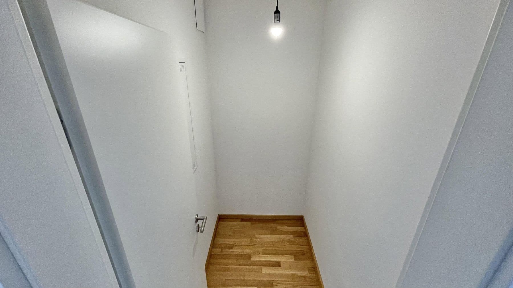 Pronájem bytu 3+1 86 m², Nürnberg, Bavorsko Pronájem bytu 3+1 86 m², Nürnberg, Bavorsko